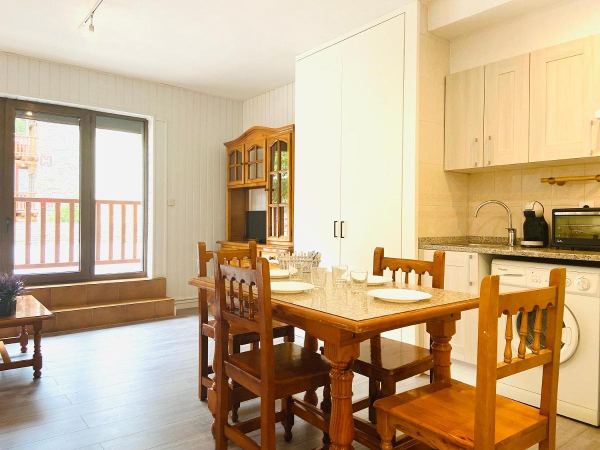 Apartamentos Valle De Incles Mikka 3000 Soldeu Eksteriør bilde